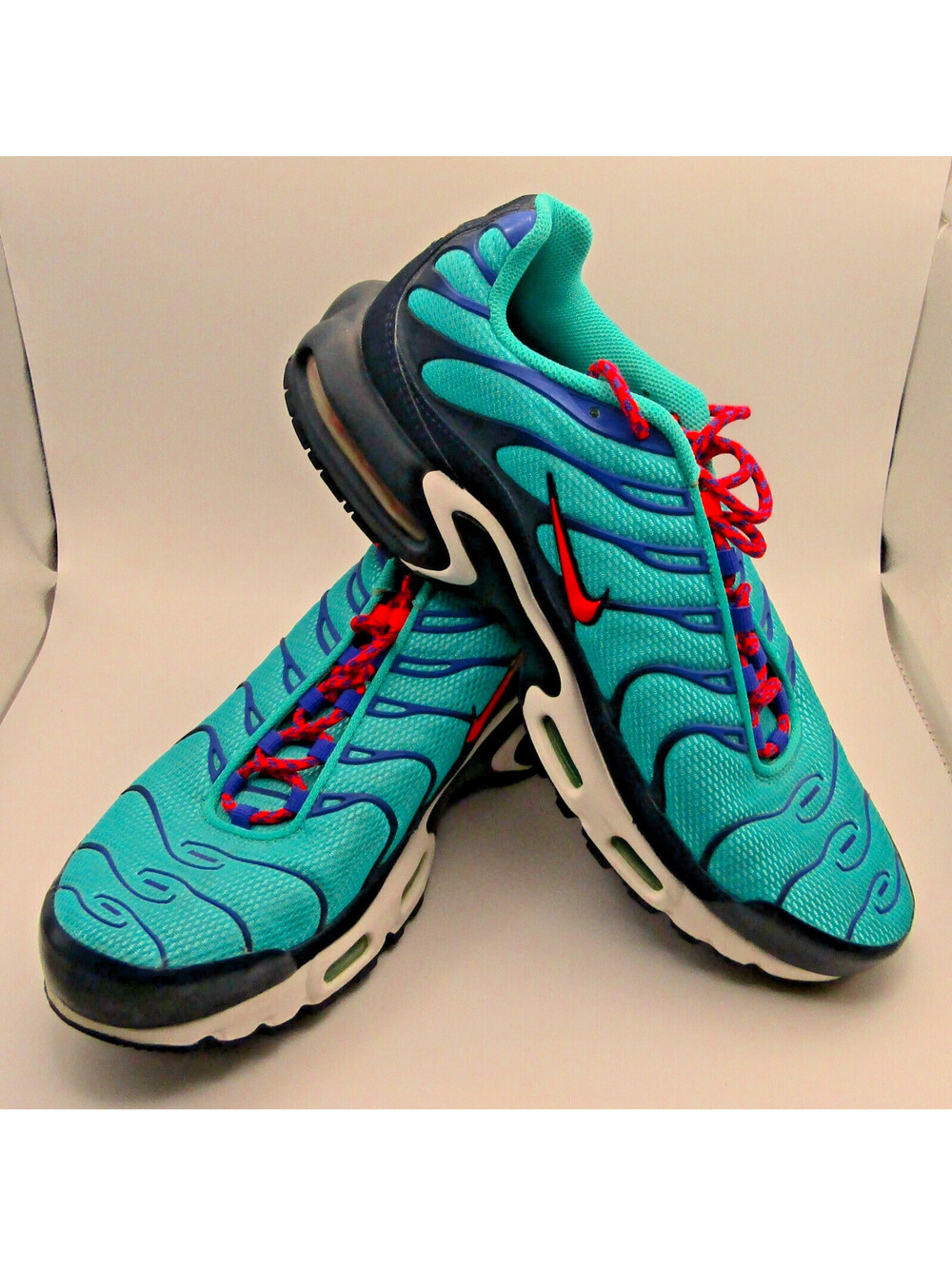 Nike Air Max Plus Discover Your Air Hyper Jade Size 10.5 Style AV7940-300